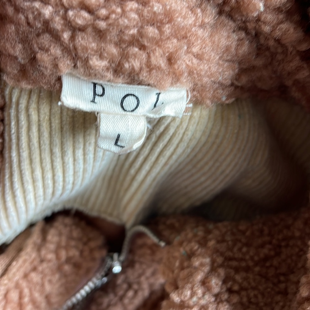 POL Top - Picture 3 of 6